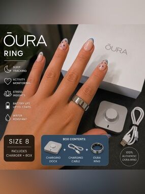 ŌURA Ring Gen 4, Silver, Sz 8 - w Charger & Dock
